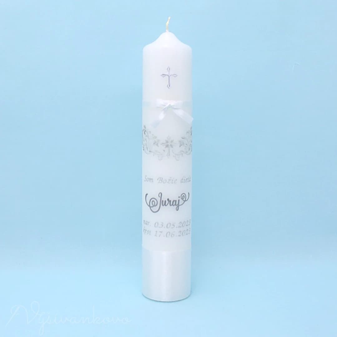 kosielka-na-krst_kosielka-s-rustikalnym-ornamentom-a-krizikom_strieborna_4ur3vz.webp