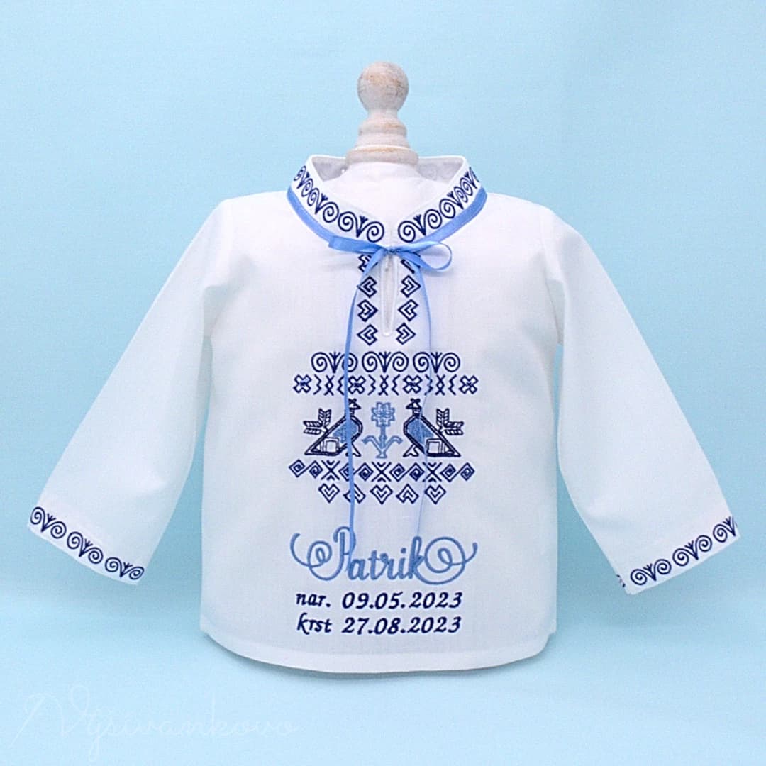 kosielka-na-krst_krstna-kosielka-s-cicmianskym-vzorom_tmavomodra_21co3f.webp