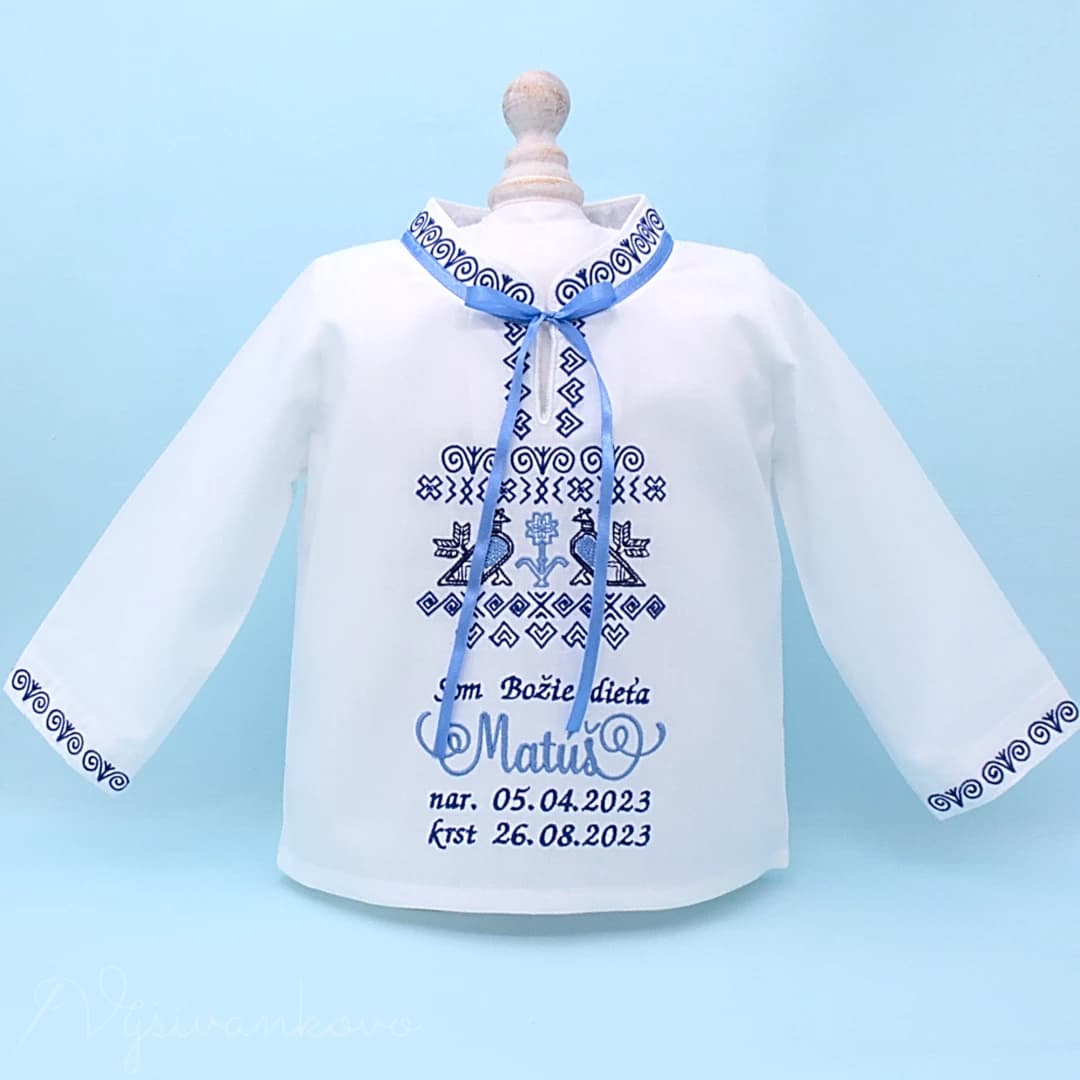 kosielka-na-krst_krstna-kosielka-s-cicmianskym-vzorom_tmavomodra_axf45h.webp